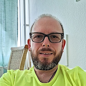 Leckdiener837