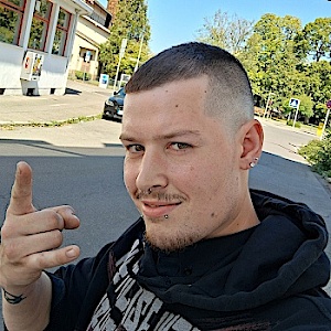 JungerMannHatDieHose