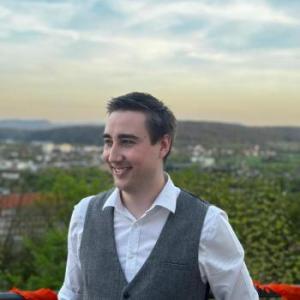 schmiti_explores