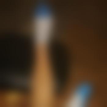 AnjaTVstute