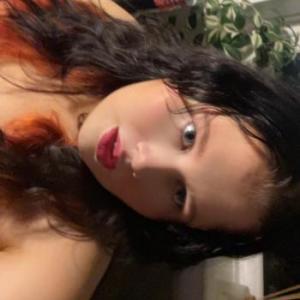 Hollie-1802