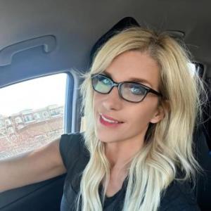 Nadia-9674