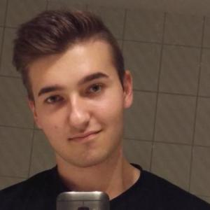 Tom10