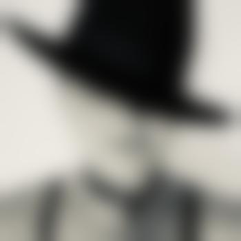 Mme_E