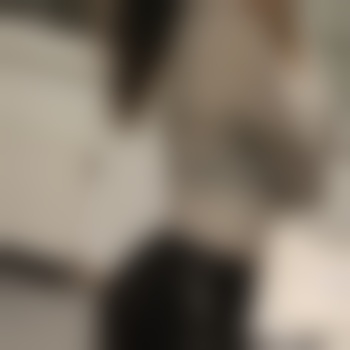Angi_Brat