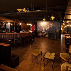 MOUSTACHE RELAXCLUB
