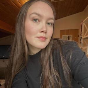 Carolyn-5771
