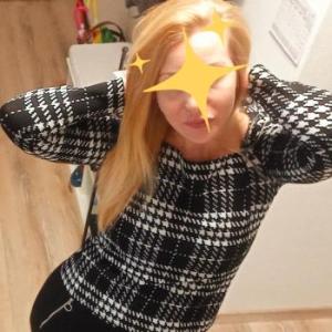 Praktikantin77
