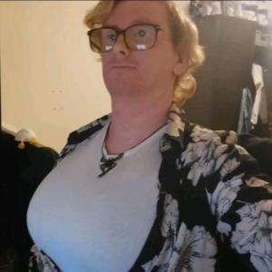 NonBinarySubmissive