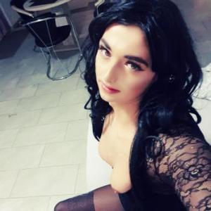 8Simone8