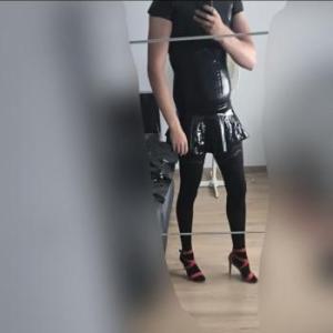 LatexSissyKatie