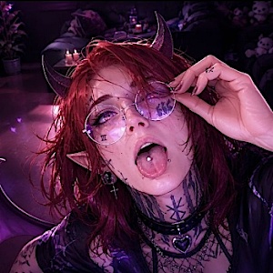 Succubus_Raven