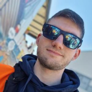 Ladiesman18