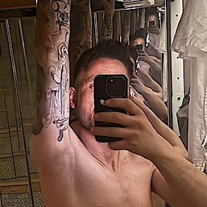 Adam030
