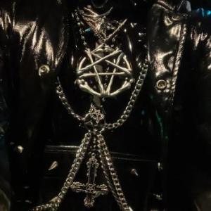 Hellraiser001