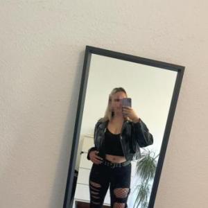 Miss-Kira-69