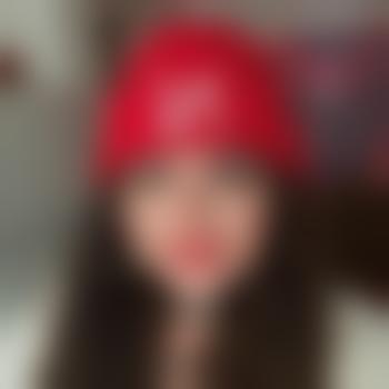 champagneshowerqueen