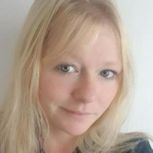 Lise345808