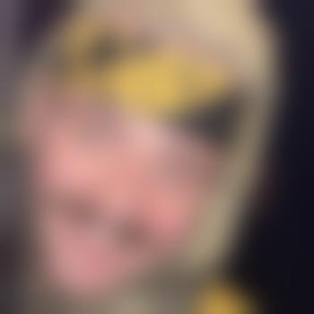 Mommy_Give_Me_Uppies