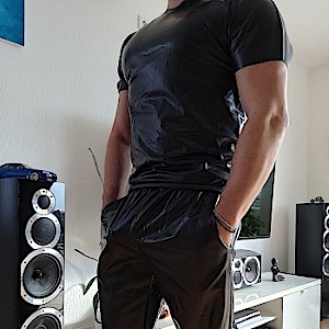 HotDesire