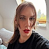 Mia_Magenta