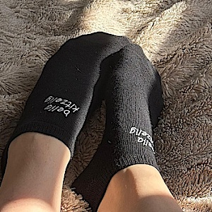 bella_kitzelig