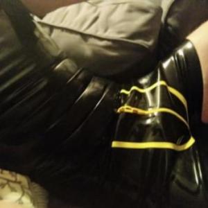 Latexboy80