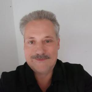 Daniel72