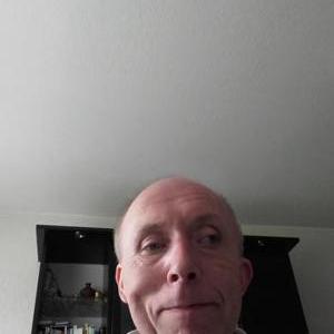 Skltom