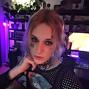 Succubus_Raven