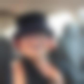 KinkySissy2Pussy