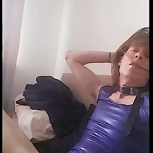 RUBBERGOTH69