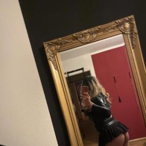 AndreaSissy-3212